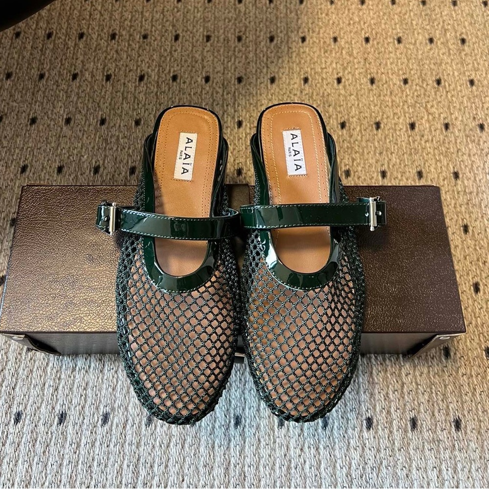 Alaia Mesh Buckle Mule Slippers